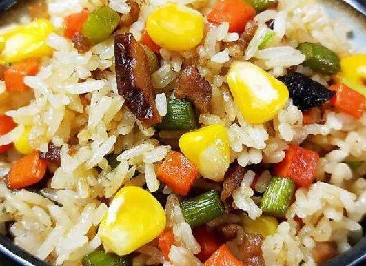 2022必火的擺攤小吃,燒烤經濟實惠、臭豆腐風靡各地