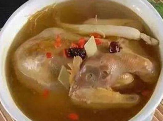 中國最出名的十大名菜排名,北京烤鴨被譽為天下美味、麻婆豆腐很經典