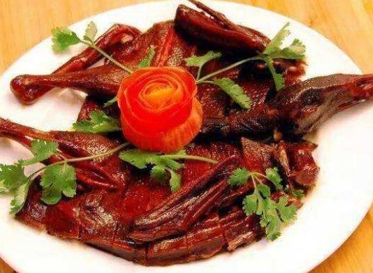 中國最出名的十大名菜排名,北京烤鴨被譽為天下美味、麻婆豆腐很經典