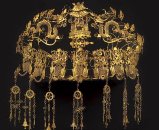 中國八大古代發飾品類,發笄用于裝飾發耳、簪是由笄發展而來