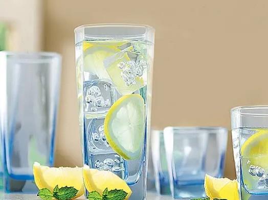 十大玻璃杯品牌排名,富光玻璃杯耐磨損、樂扣樂扣玻璃杯方便攜帶