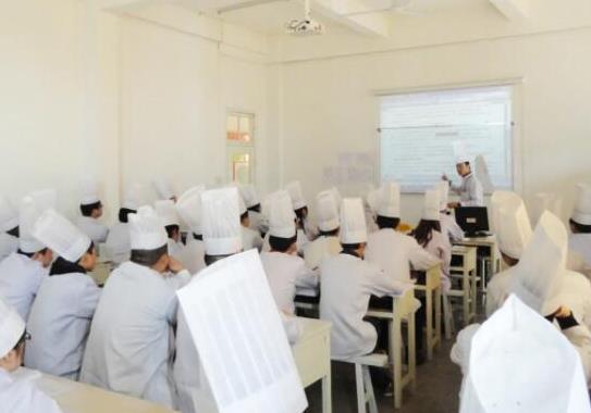 中國餐飲十佳培訓機構,新東方烹飪教育、東南國際烹飪學校品牌很棒