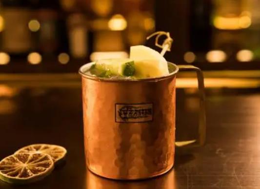 全球十大經典雞尾酒排名,馬提尼香氣四溢、湯姆柯林斯雞尾酒清涼解暑