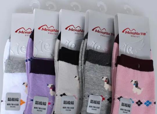 十大純棉襪子品牌排名,浪莎襪子、 恒源祥襪子都是家喻戶曉的品牌