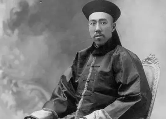 晚清十大愛國英雄,林則徐虎門銷煙、鄧世昌是“致遠艦”的指揮官