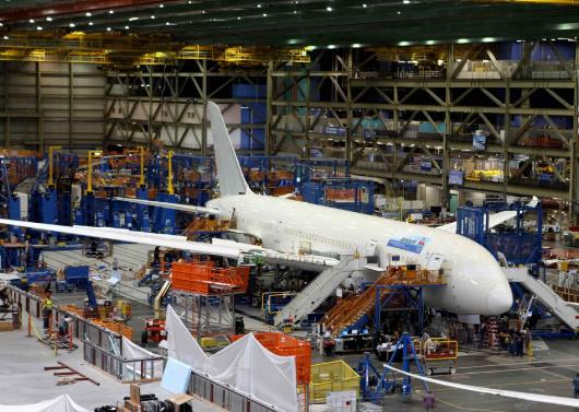 美國(guó)五大軍火巨頭,洛克希德·馬丁公司、雷神公司生產(chǎn)能力很強(qiáng)