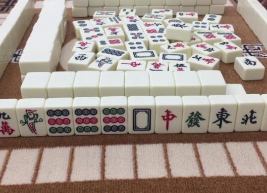 十大經典桌游排名,卡坦島人氣高、富饒之城是策略游戲