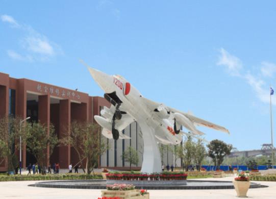 湖南十大名專排行榜,長沙民政職業(yè)技術學院、湖南鐵道職業(yè)技術學院很不錯