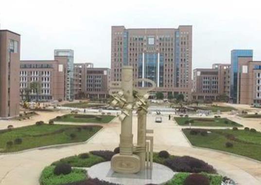 湖南十大名專排行榜,長沙民政職業(yè)技術學院、湖南鐵道職業(yè)技術學院很不錯