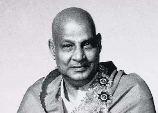 世界上最有名的瑜伽大師排名,帕坦伽利創(chuàng)作了瑜伽經(jīng)被稱為“瑜伽之祖”