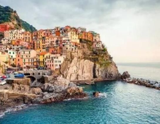 世界最美十大海島,馬爾代夫面積非常小、毛里求斯島是非洲少有富國之一