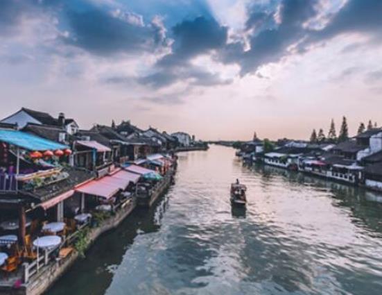 上海免費景點排名,上海外灘是中國近現代重要史記、朱家角古鎮古風猶存