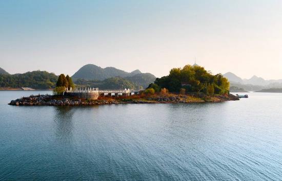 貴州省貴陽市十大旅游景點排行榜 貴陽有什么好玩的地方