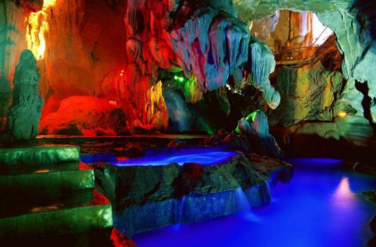 云南省紅河市十大旅游景點排行榜 紅河有什么好玩的地方