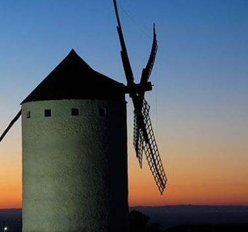 西班牙卡斯蒂利亞-拉曼恰自治區十大旅游排行 雷阿爾城為雷阿爾城省的省會