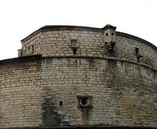 瑞士沙夫豪森州四大旅游排行 萊茵瀑布是歐洲最大的瀑布