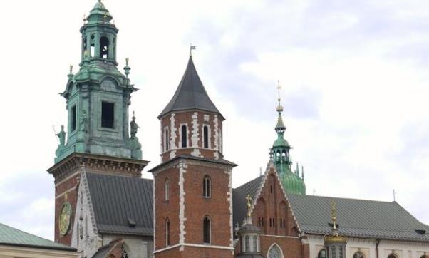 波蘭十大旅游景點排行 奧伊楚夫國家公園是波蘭最小的一個國家公園