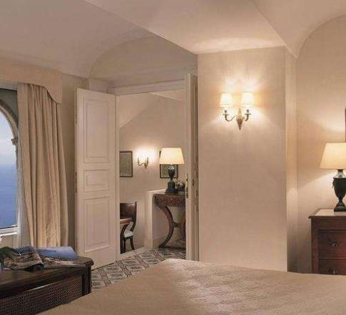 世界10大最古老旅館旅游排行 瑞士萊斯羅大酒店建成年代是1681年