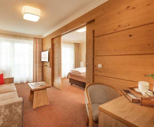 世界10大最古老旅館旅游排行 瑞士萊斯羅大酒店建成年代是1681年