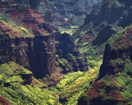 世界最著名的十大峽谷旅游景點排行 普羅沃峽谷位于美國猶他州