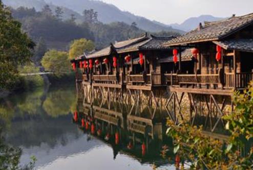 中國十大最適合情侶的旅游勝地旅游排行 夢幻張家界喻為“情人旅游線”