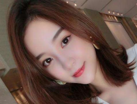 微博上的網紅排行 張沫凡是一位90后的美女她是微博紅人