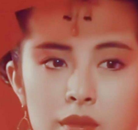 港片十大古裝美女排行榜 李嘉欣五官精致楚楚動(dòng)人
