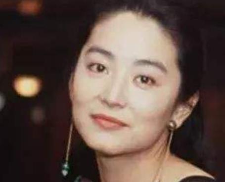 港片十大古裝美女排行榜 李嘉欣五官精致楚楚動(dòng)人