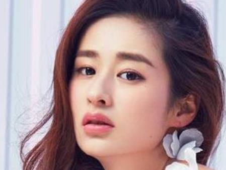 細(xì)數(shù)娛樂圈十大“偽美”女星排行 袁姍姍現(xiàn)狀還是不錯(cuò)的