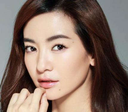 細(xì)數(shù)娛樂圈十大“偽美”女星排行 袁姍姍現(xiàn)狀還是不錯(cuò)的