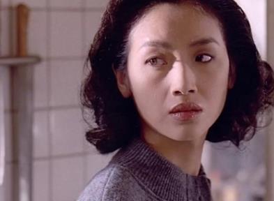 細(xì)數(shù)娛樂圈十大“偽美”女星排行 袁姍姍現(xiàn)狀還是不錯(cuò)的