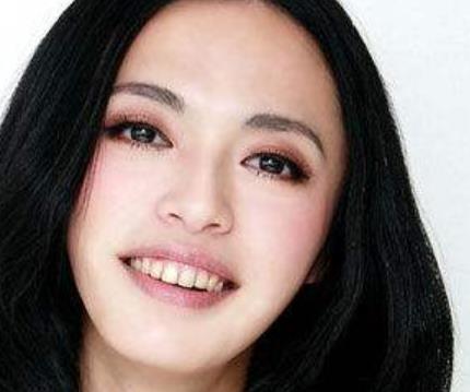 娛樂圈同時擁有美貌美腿的10大女星排行 鄭爽有著清純和漂亮的外表