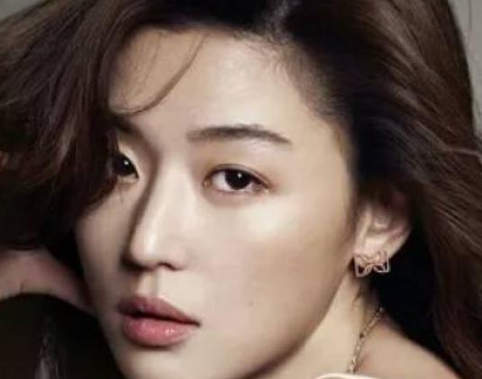 娛樂圈同時擁有美貌美腿的10大女星排行 鄭爽有著清純和漂亮的外表