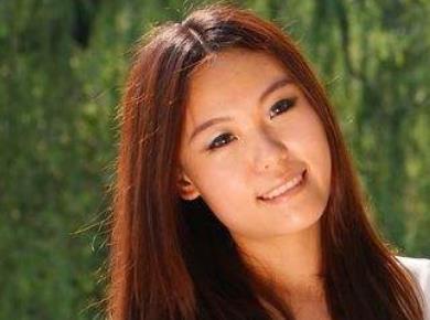 中國五大宅男女神排行 2010年7月angelababy進軍日本