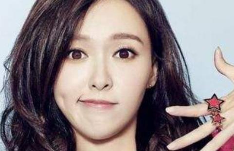 娛樂圈十大國民女神 Angelababy精致的五官順利登上女神寶座首位