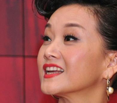 官位顯赫的5大美女明星排行 陳思思二炮文工團副團長