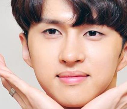 來(lái)自泰國(guó)的五大秀色可餐男明星 mike是泰國(guó)知名歌手演員