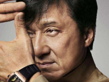 擁有私人飛機的明星排行 周杰倫一架波音737