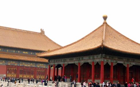 中國(guó)五大奢侈品城市排行 上海當(dāng)之無(wú)愧的第一位