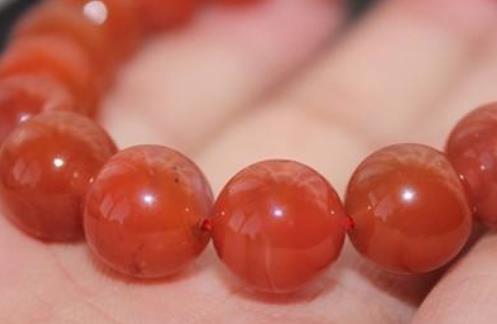 世界五大名貴瑪瑙 南紅瑪瑙成為全國文玩愛好者爭相搶奪收藏的首選