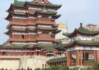 江南名樓 黃鶴樓巍峨聳立于武昌蛇山之巔