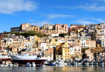 世界黃金街區榜單 倫敦肯辛頓宮花園大街房產均價是4260萬英鎊