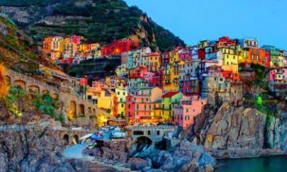 真實(shí)存在的世界美景 多姿多彩的紫藤隧道