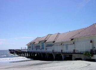 全球危險(xiǎn)潛水地潛水冒險(xiǎn) 德國(guó)U形潛艇殘骸處海平面下近61米的深度