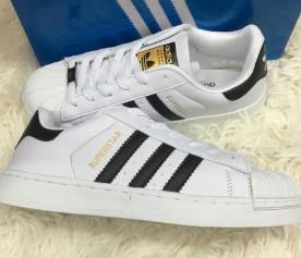 男生必備經典鞋子 Converse All Star是它所有款式中最受歡迎