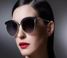 奢侈品墨鏡品牌排行 簡(jiǎn)特慕墨鏡以“經(jīng)歷”為基礎(chǔ)