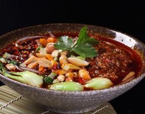 老外最愛的中國街邊小吃排行 麻辣燙一只其貌不揚的辣鍋