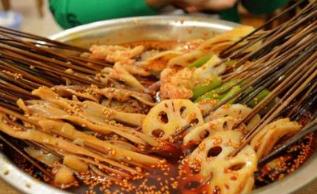 重慶八一路小吃街必吃 重慶必吃美食之一酸辣粉