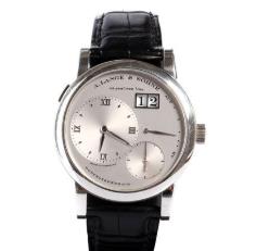 德國手表品牌排行榜 名列世界頂級名牌的是A.LANGE&SOEHNE