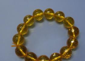 極品水晶排行 天然紫黃晶作為最流行的水晶